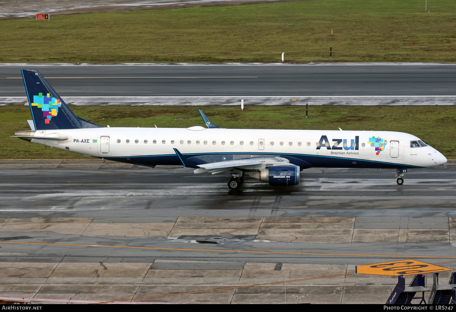 Aircraft Photo of PR-AXE | Embraer 195AR (ERJ-190-200IGW) | Azul Linhas Aéreas Brasileiras | AirHistory.net #874267