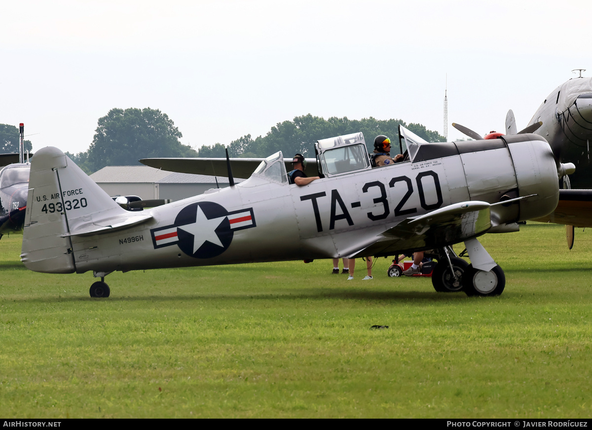 Aircraft Photo of N4996H / 49-3320 | North American T-6G Texan | USA - Air Force | AirHistory.net #874400