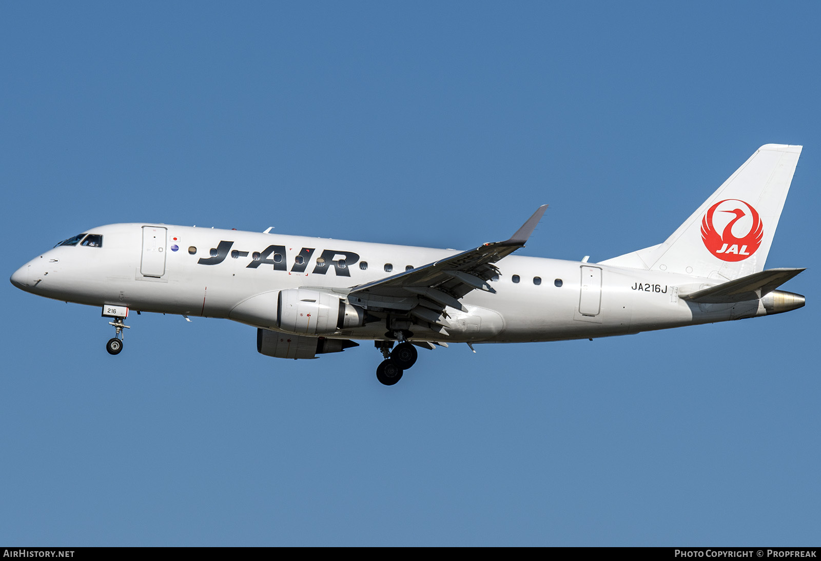 Aircraft Photo of JA216J | Embraer 170STD (ERJ-170-100STD) | J-Air | AirHistory.net #874453