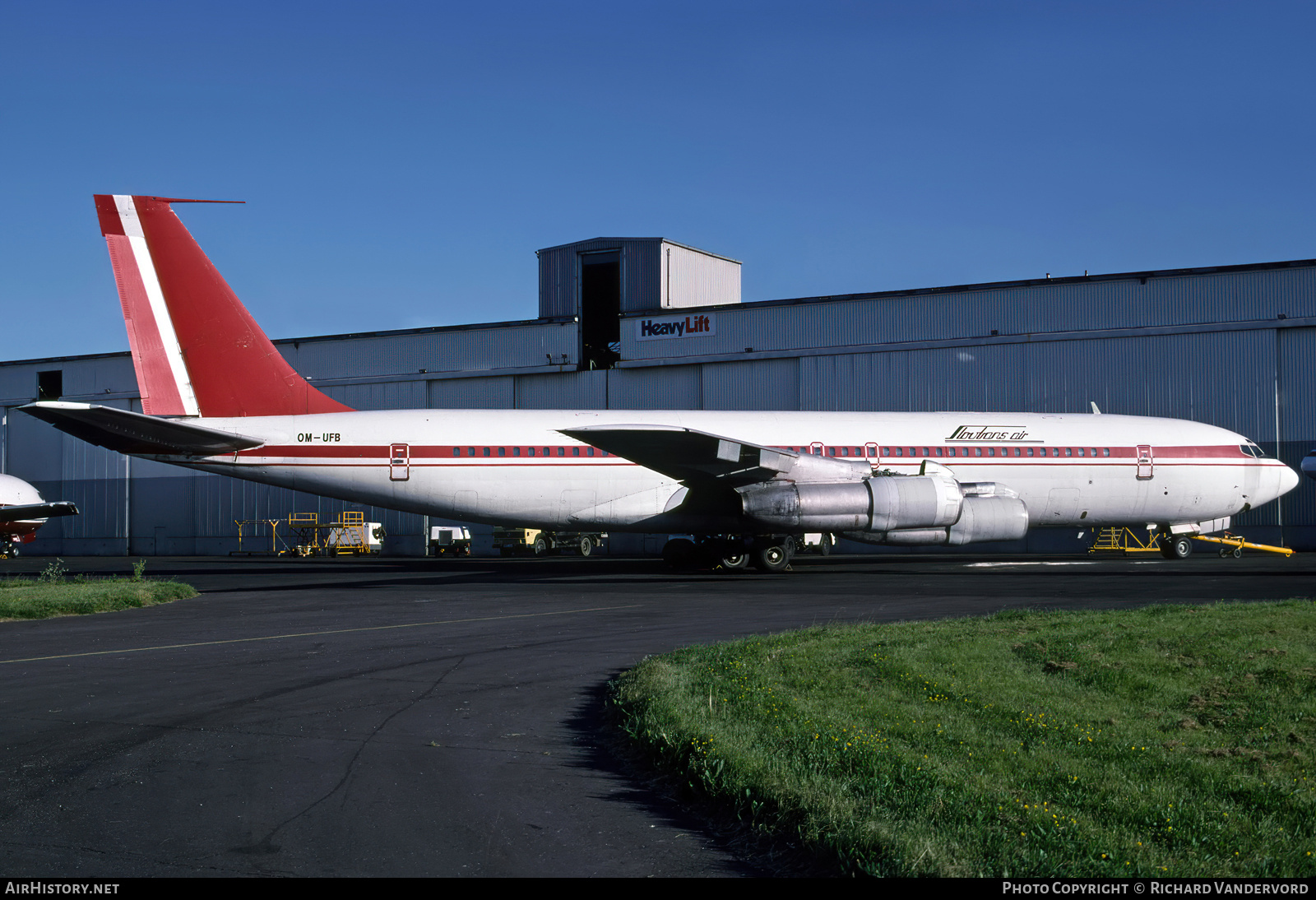 Aircraft Photo of OM-UFB | Boeing 707-321B | Slovtrans Air | AirHistory.net #874576