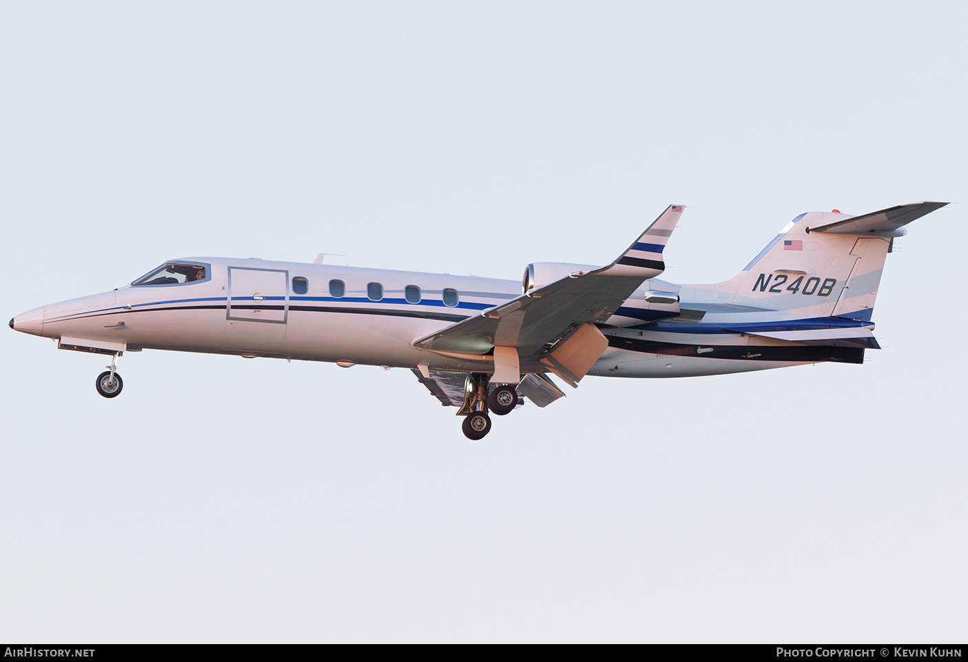 Aircraft Photo of N240B | Learjet 31A | AirHistory.net #874660