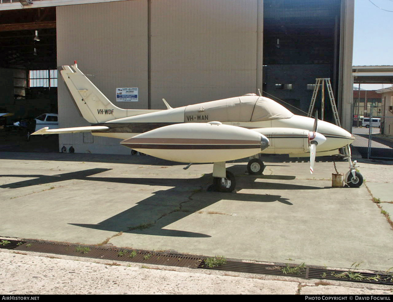 Aircraft Photo of VH-WDF | Cessna 310D | AirHistory.net #874673