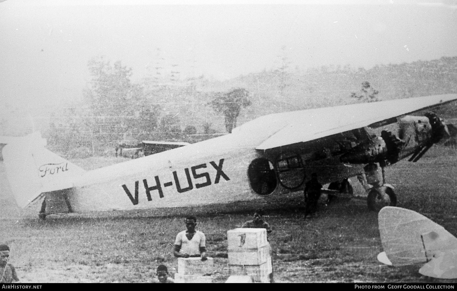 Aircraft Photo of VH-USX | Ford 4-AT-E Tri-Motor | AirHistory.net #874746