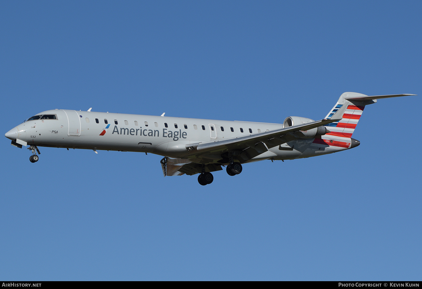 Aircraft Photo of N532EA | Bombardier CRJ-702 (CL-600-2C10) | American Eagle | AirHistory.net #874824