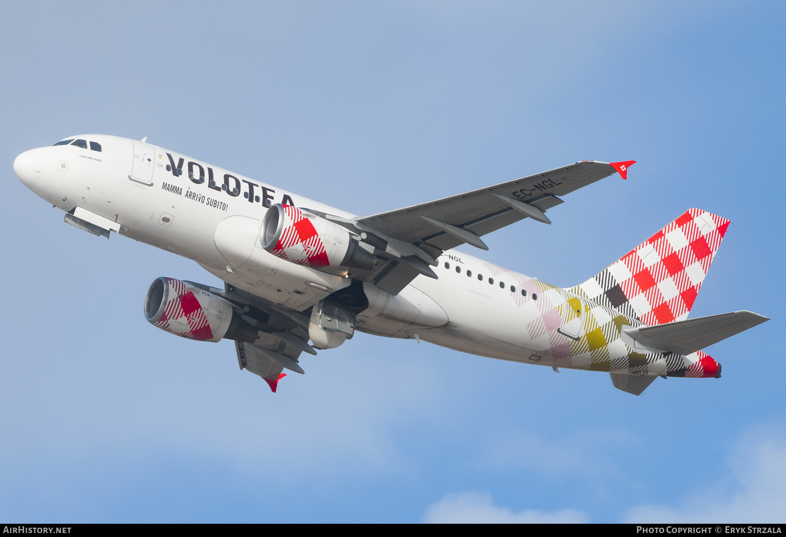Aircraft Photo of EC-NGL | Airbus A319-112 | Volotea | AirHistory.net #874850