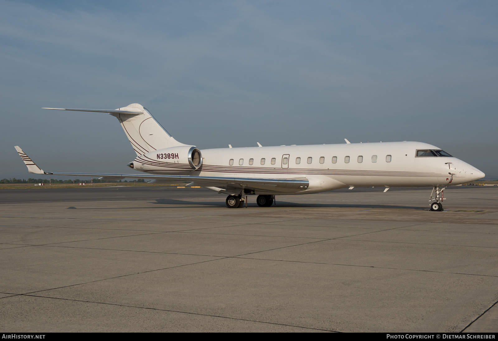 Aircraft Photo of N3389H | Bombardier Global 5000 (BD-700-1A11) | AirHistory.net #874912