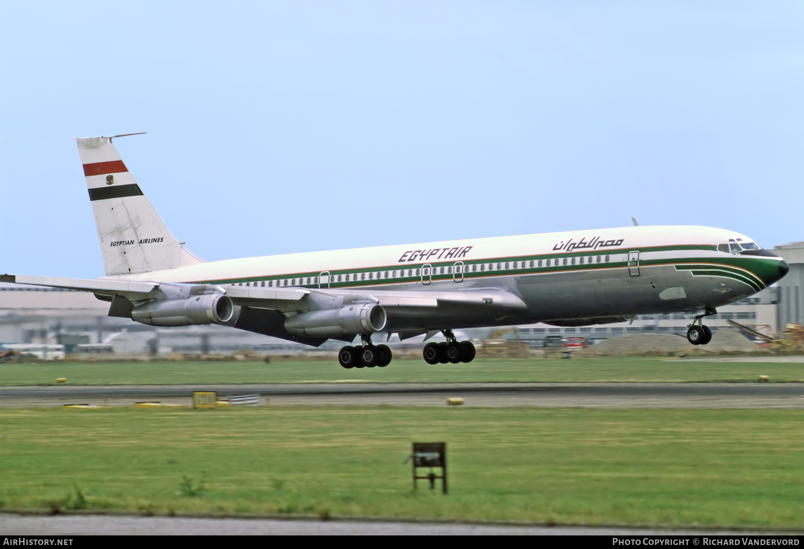Aircraft Photo of SU-APD | Boeing 707-366C | EgyptAir | AirHistory.net #874969