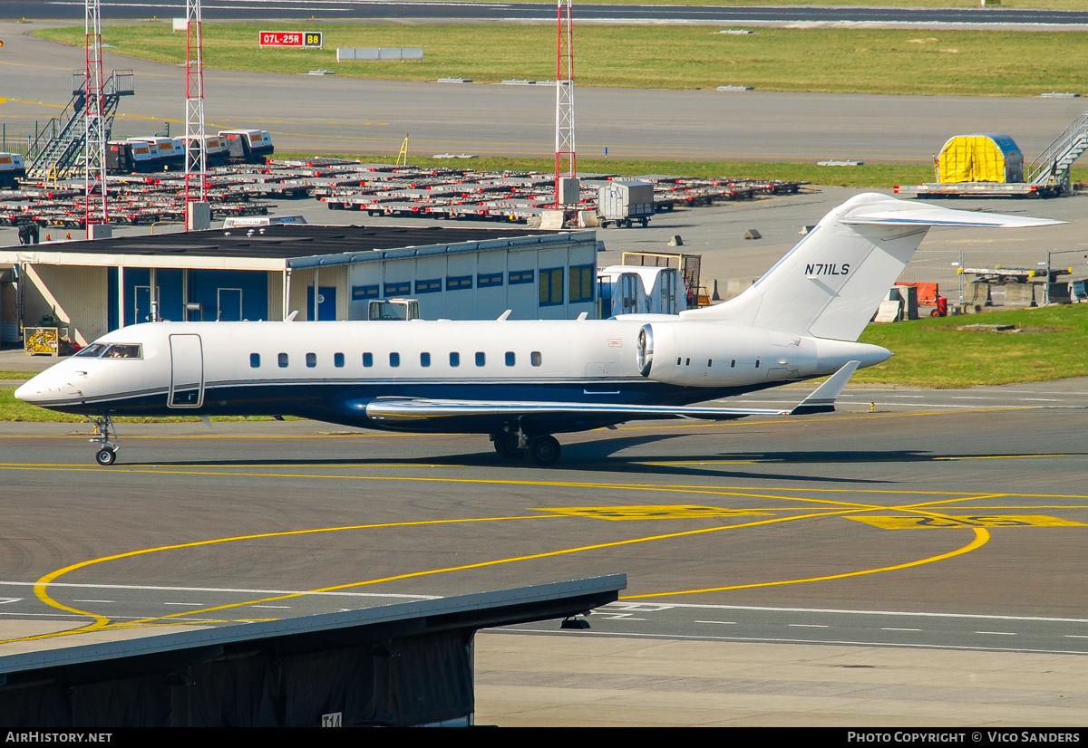 Aircraft Photo of N711LS | Bombardier Global 5000 (BD-700-1A11) | AirHistory.net #875048