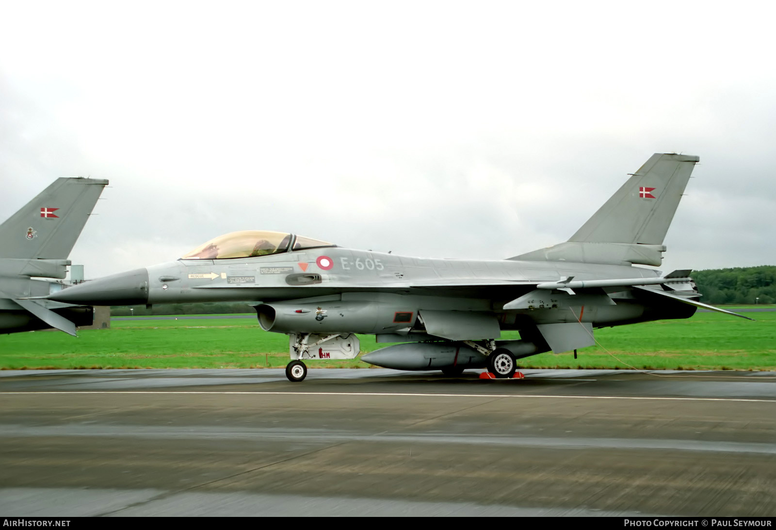 Aircraft Photo of E-605 | General Dynamics F-16A Fighting Falcon | Denmark - Air Force | AirHistory.net #875095