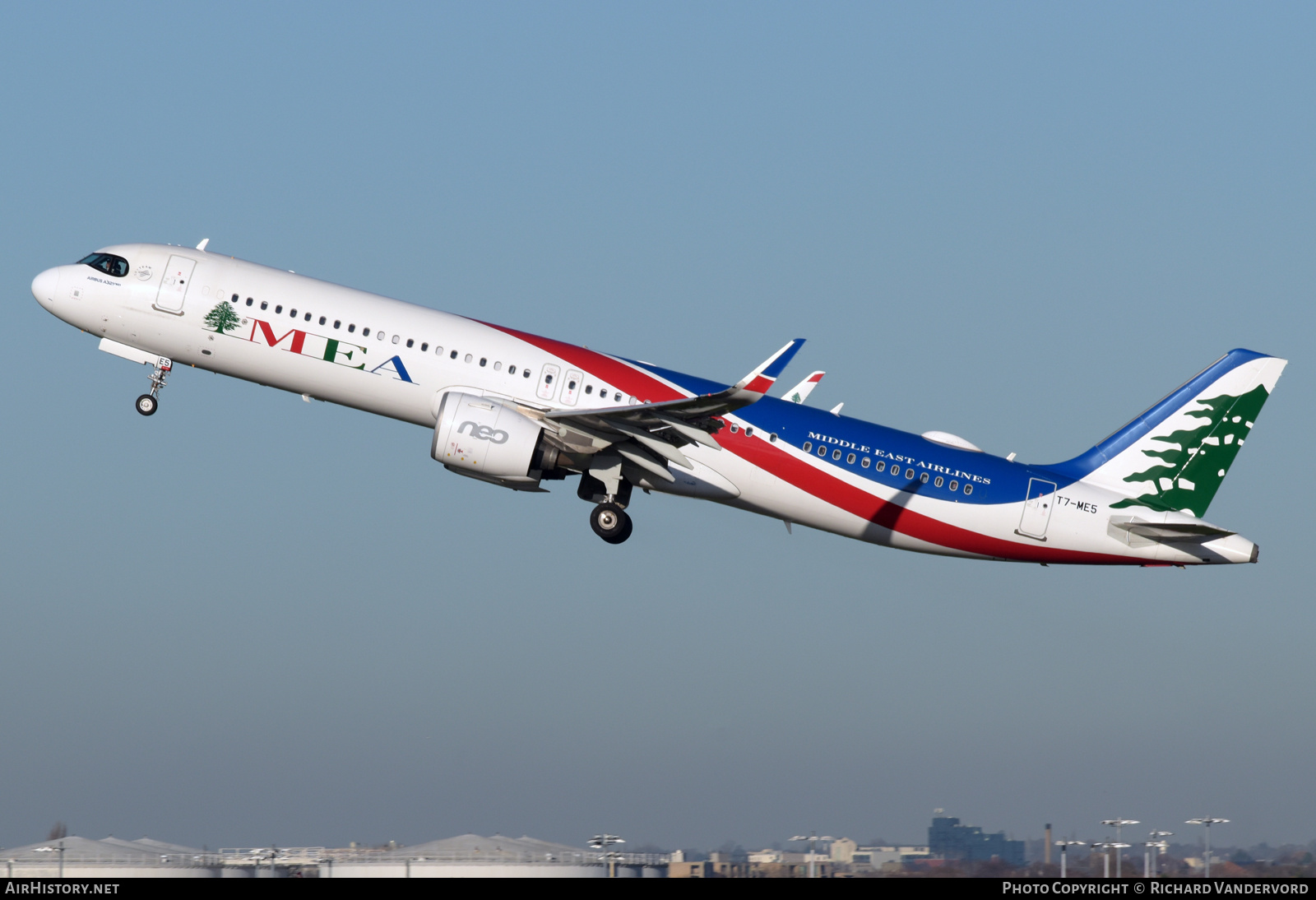 Aircraft Photo of T7-ME5 | Airbus A321-271NX | MEA - Middle East Airlines | AirHistory.net #875134