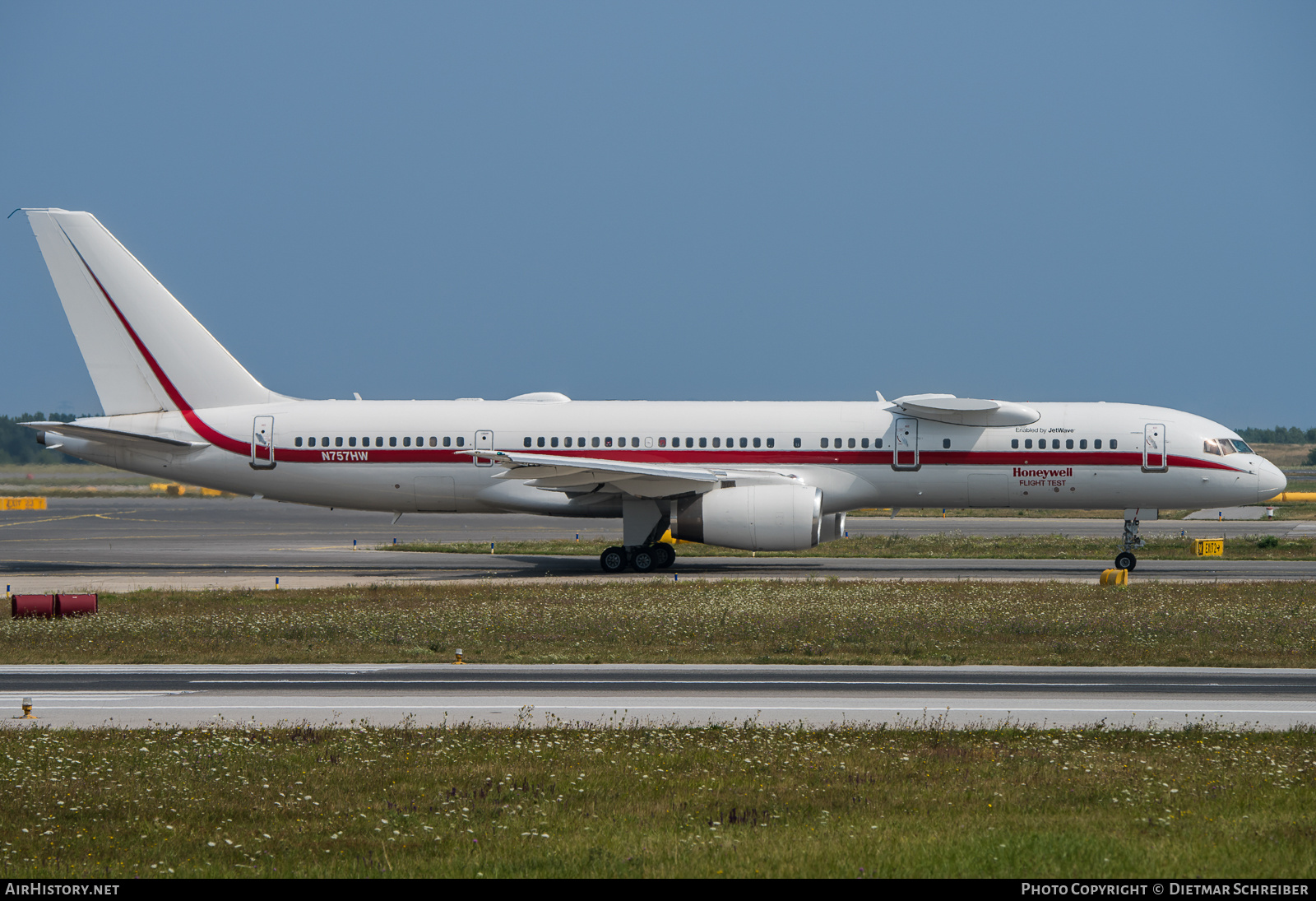 Aircraft Photo of N757HW | Boeing 757-225 | Honeywell Flight Test | AirHistory.net #875165