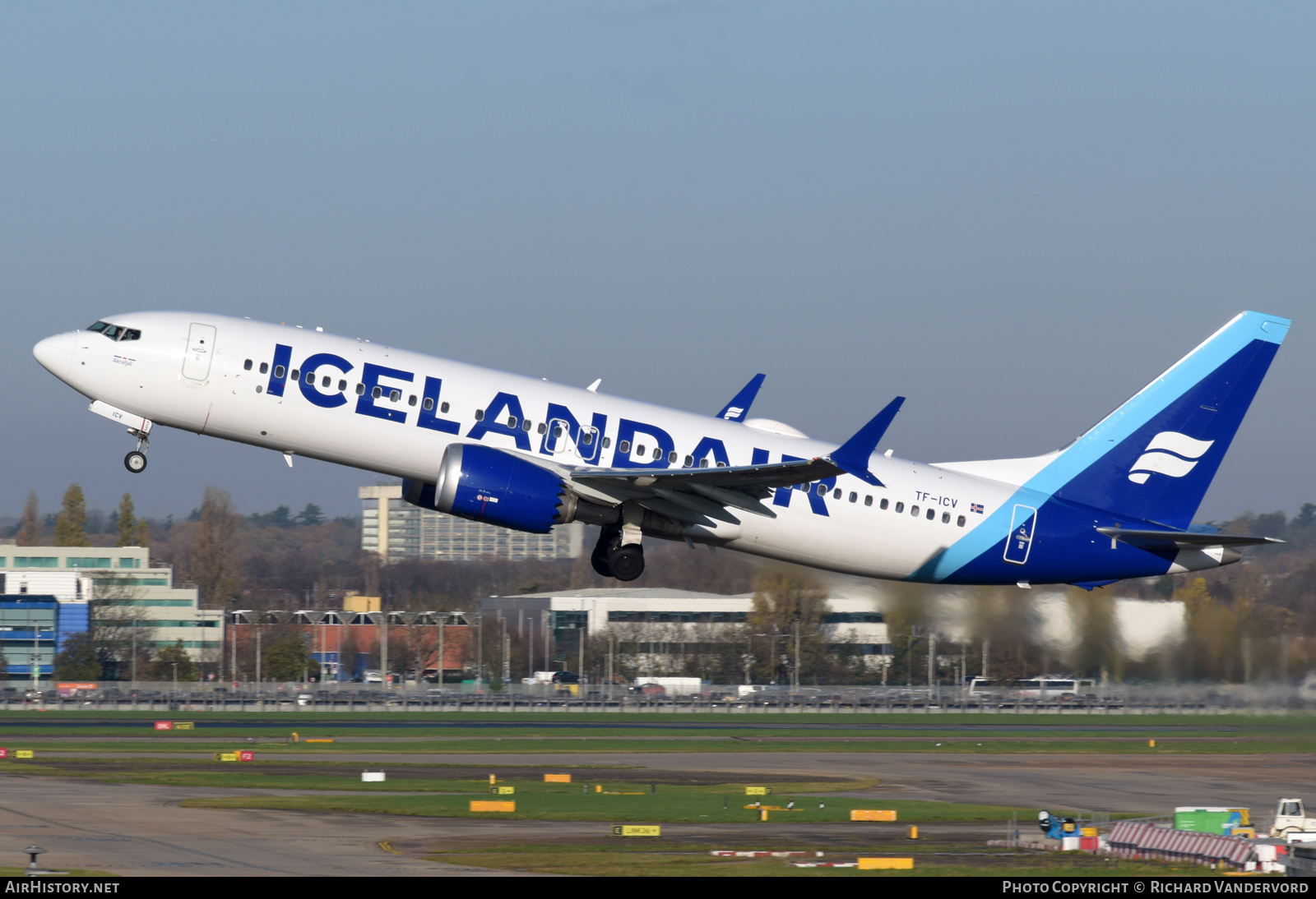 Aircraft Photo of TF-ICV | Boeing 737-8 Max 8 | Icelandair | AirHistory.net #875175