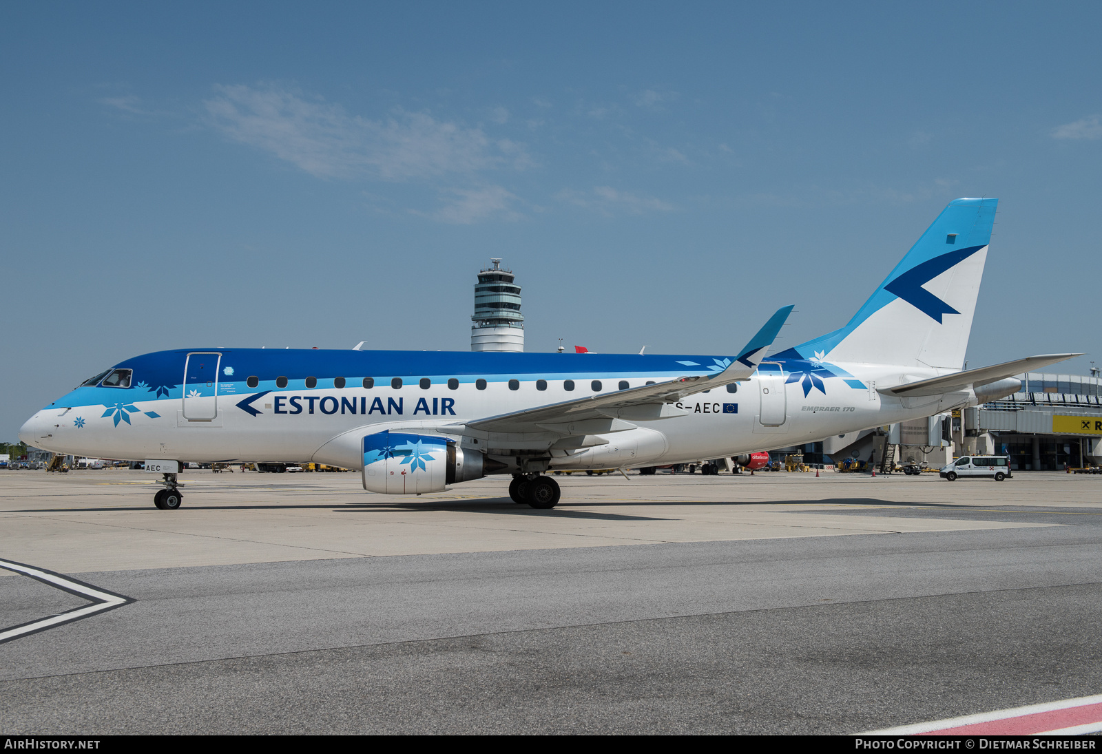 Aircraft Photo of ES-AEC | Embraer 170LR (ERJ-170-100LR) | Estonian Air | AirHistory.net #875210