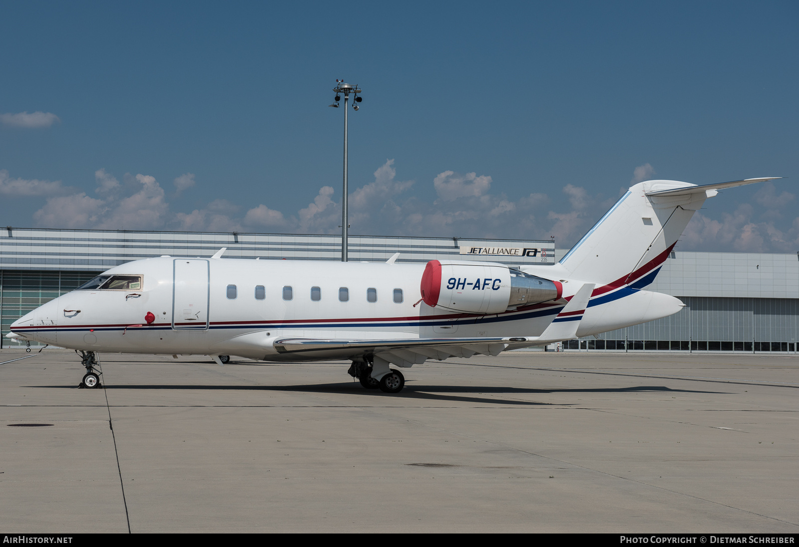 Aircraft Photo of 9H-AFC | Bombardier Challenger 605 (CL-600-2B16) | AirHistory.net #875214
