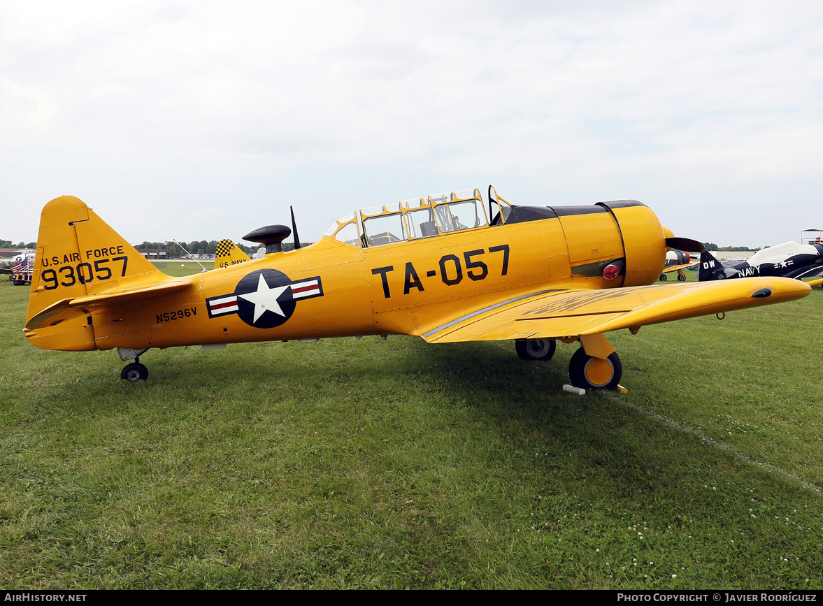 Aircraft Photo of N5296V / 93057 | North American T-6G Texan | USA - Air Force | AirHistory.net #875224