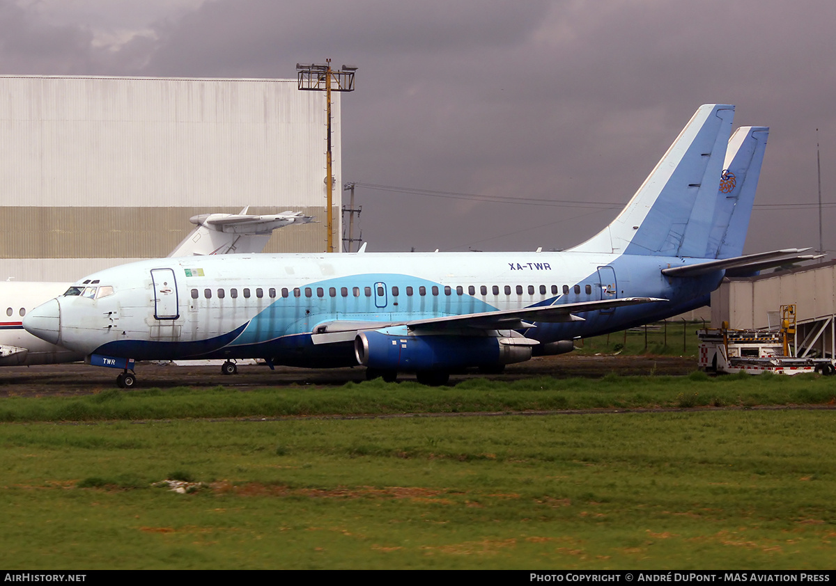 Aircraft Photo of XA-TWR | Boeing 737-2H4/Adv | Global Air | AirHistory.net #875395