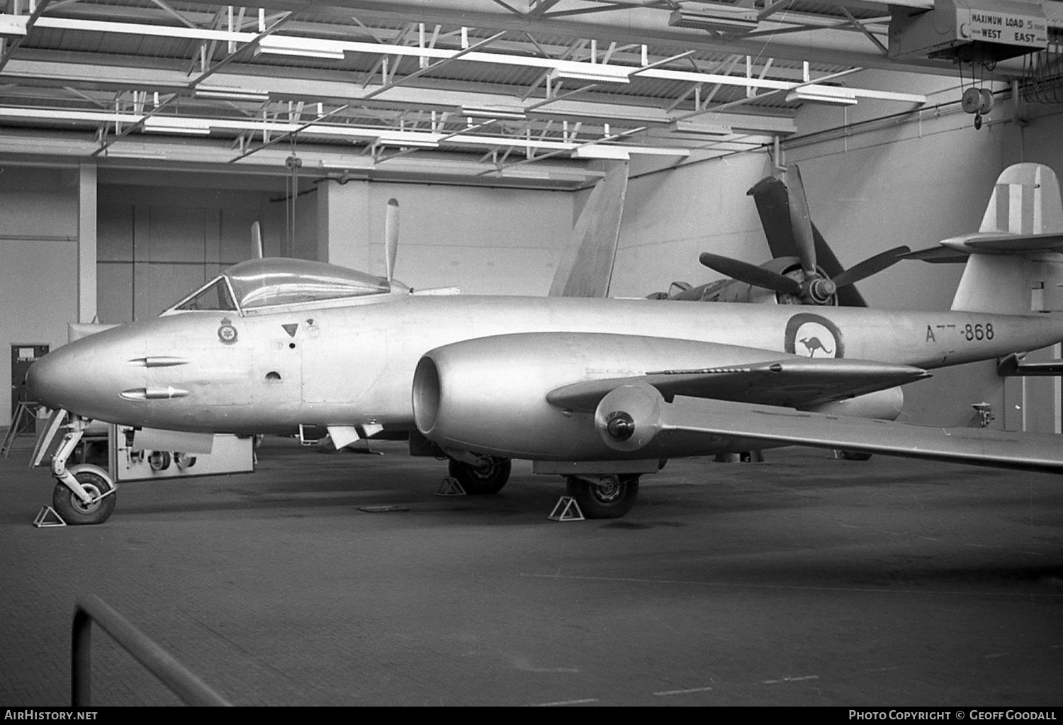 Aircraft Photo of A77-868 | Gloster Meteor F8 | Australia - Air Force | AirHistory.net #875444