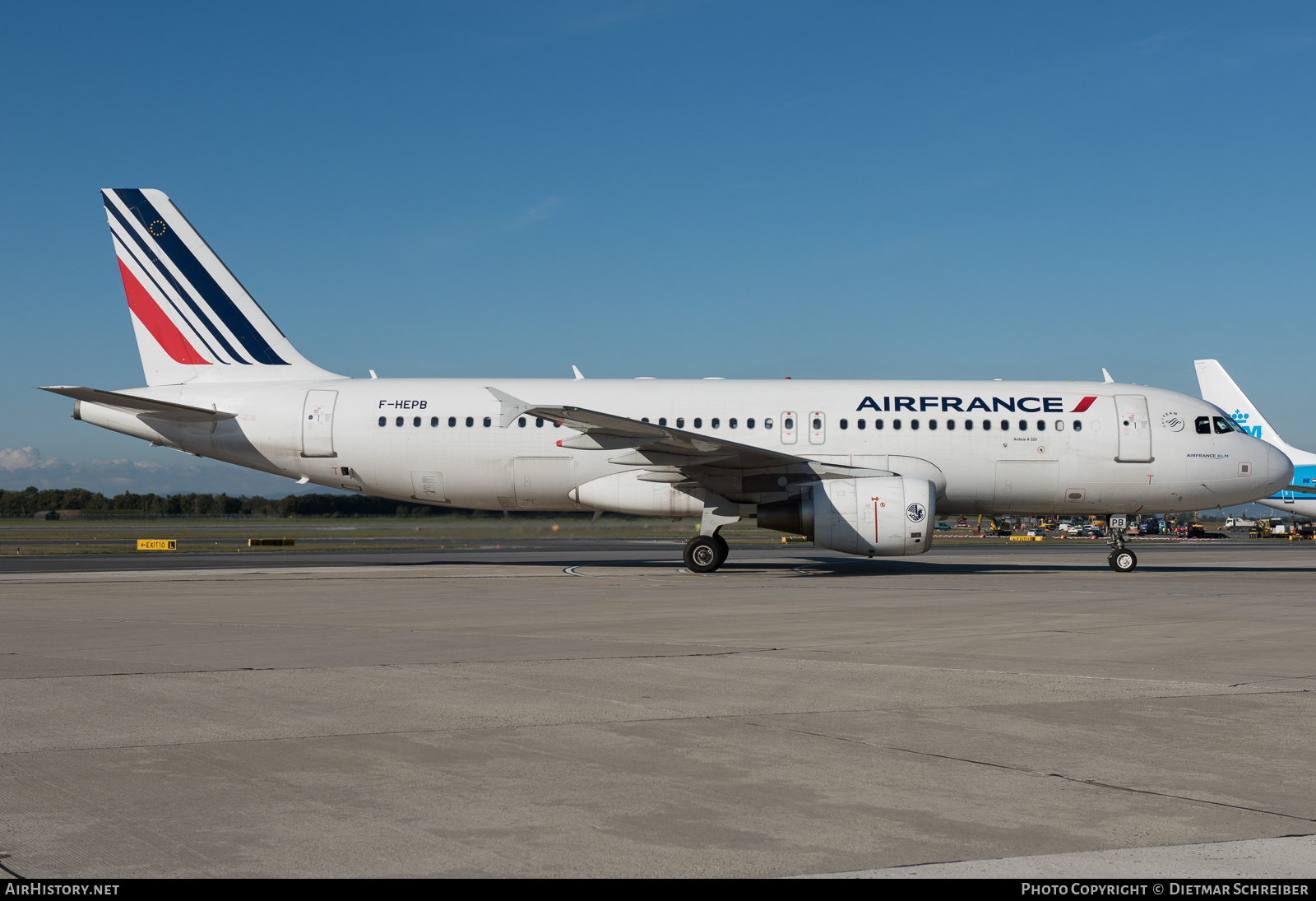 Aircraft Photo of F-HEPB | Airbus A320-214 | Air France | AirHistory.net #875620