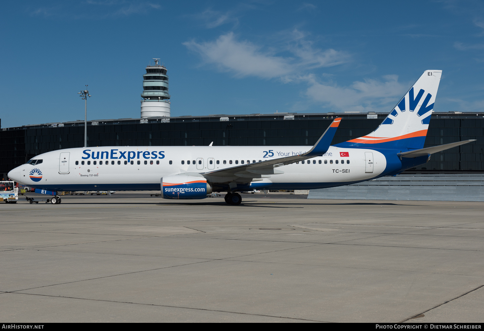 Aircraft Photo of TC-SEI | Boeing 737-8HC | SunExpress | AirHistory.net #875627