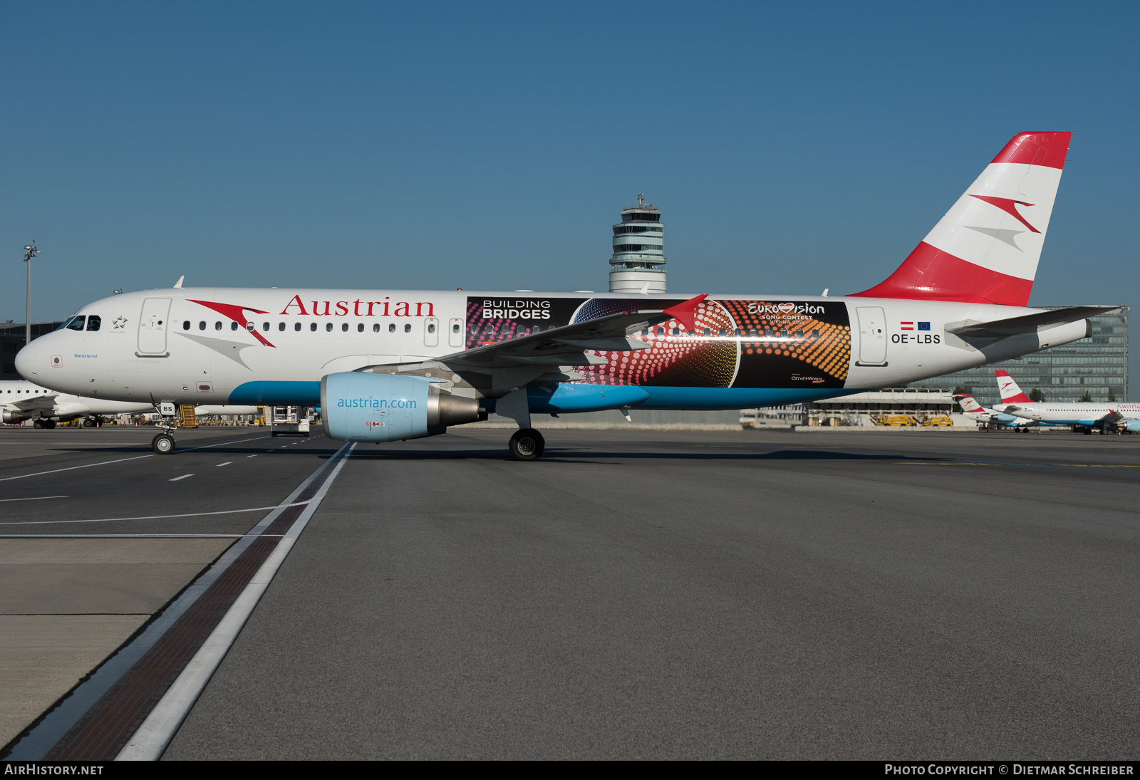 Aircraft Photo of OE-LBS | Airbus A320-214 | Austrian Airlines | AirHistory.net #875637