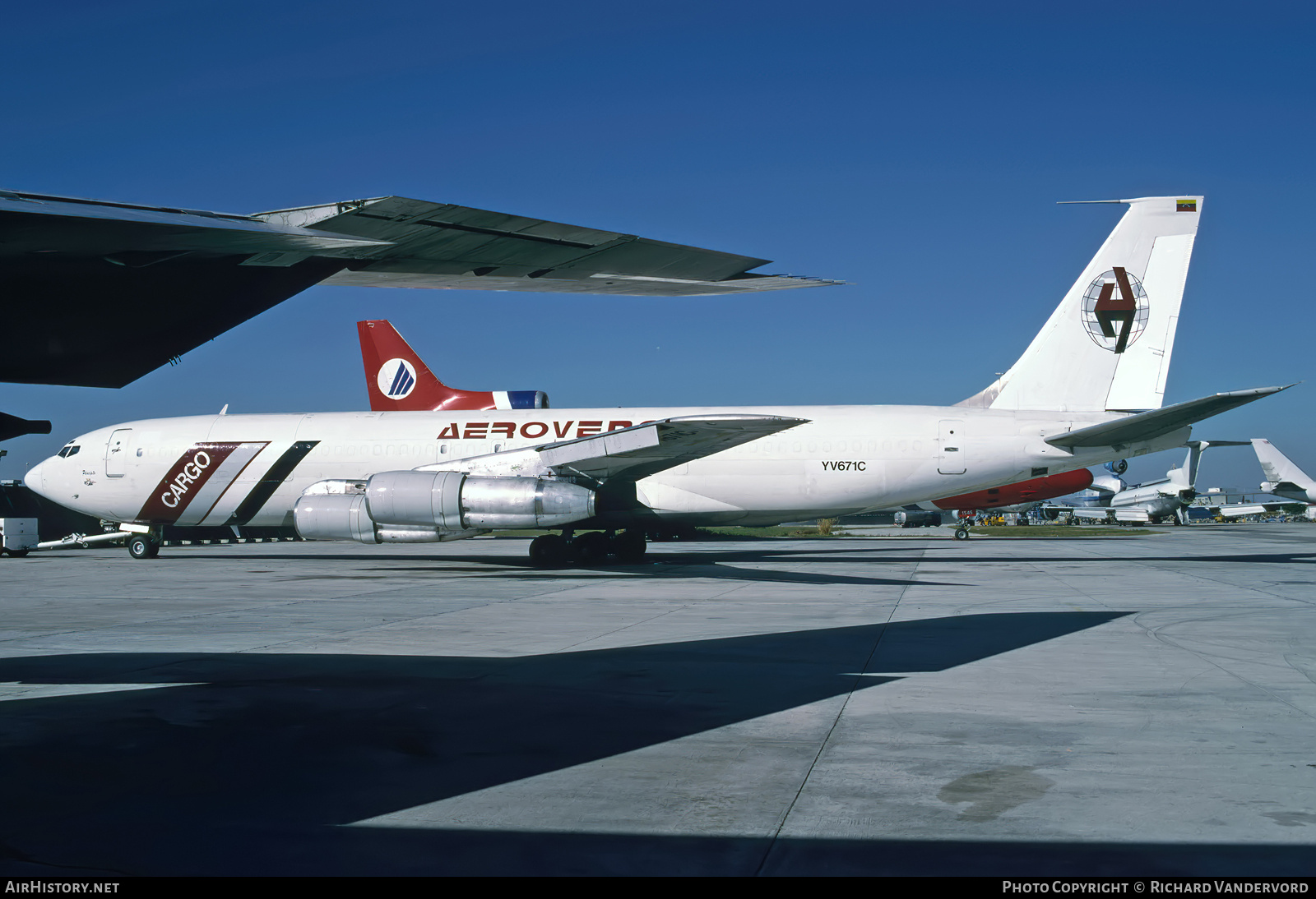 Aircraft Photo of YV-671C | Boeing 707-331C | Aerovenca - Aeronáutica Venezolana de Carga | AirHistory.net #875742