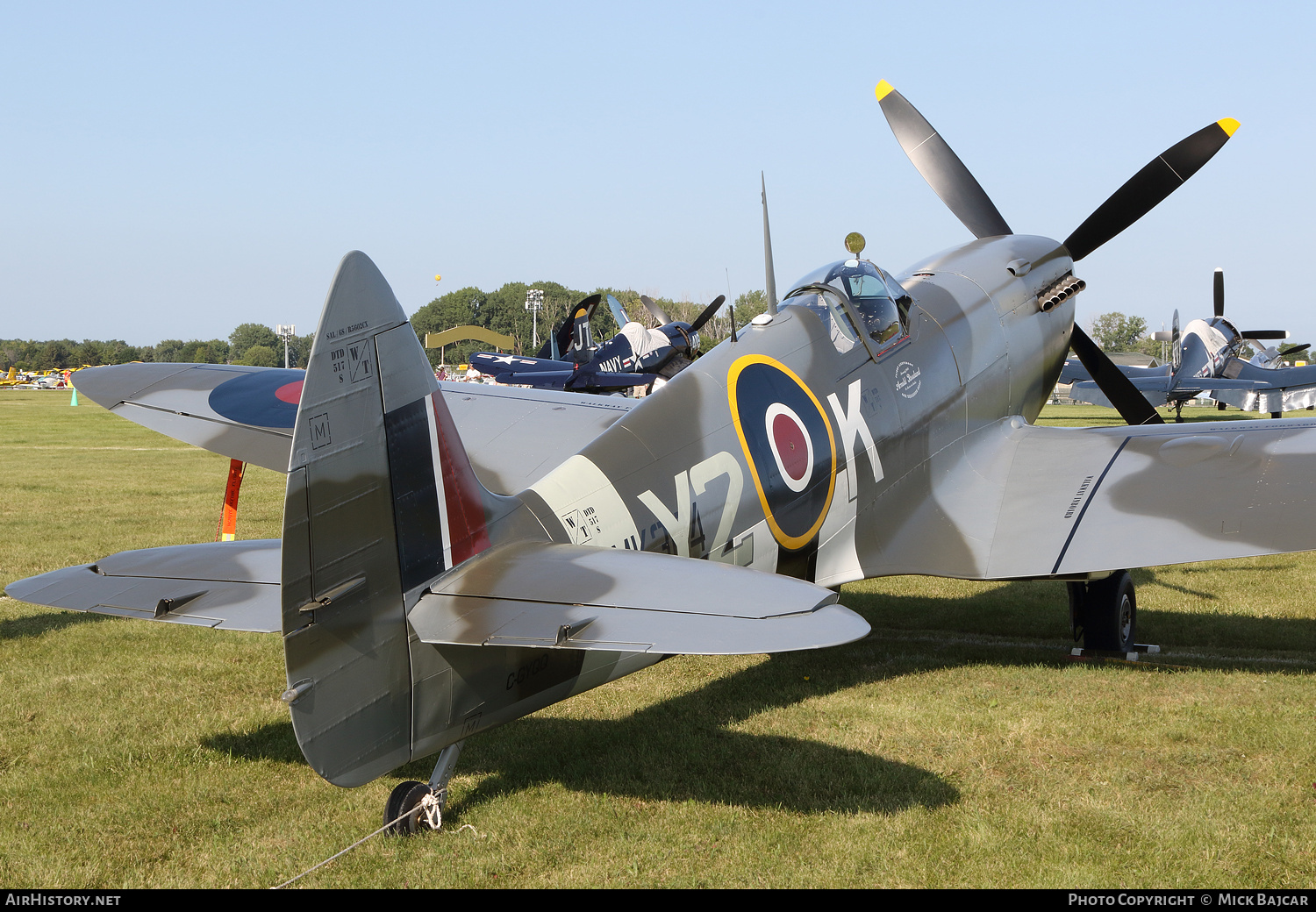 Aircraft Photo of C-GYQQ / MK304 | Supermarine 361 Spitfire HF9C | UK - Air Force | AirHistory.net #875807