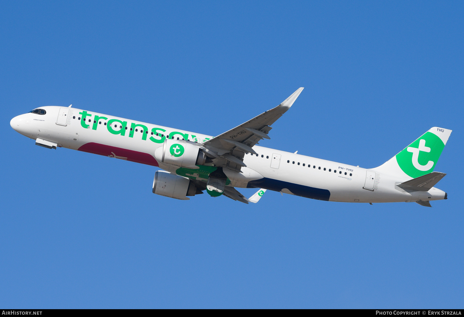 Aircraft Photo of PH-YHU | Airbus A321-251NX | Transavia | AirHistory.net #875837