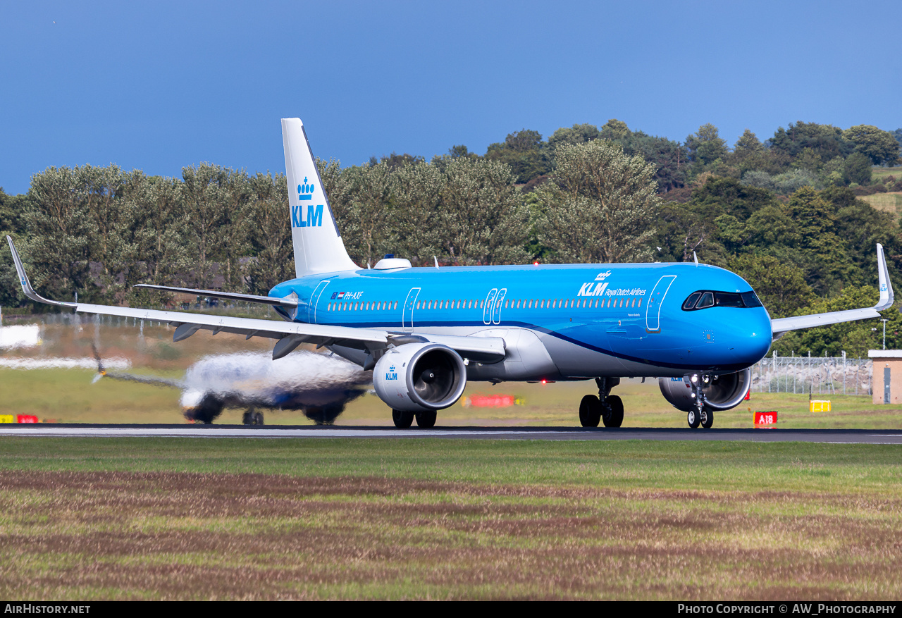 Aircraft Photo of PH-AXF | Airbus A321-252NX | KLM - Royal Dutch Airlines | AirHistory.net #875839