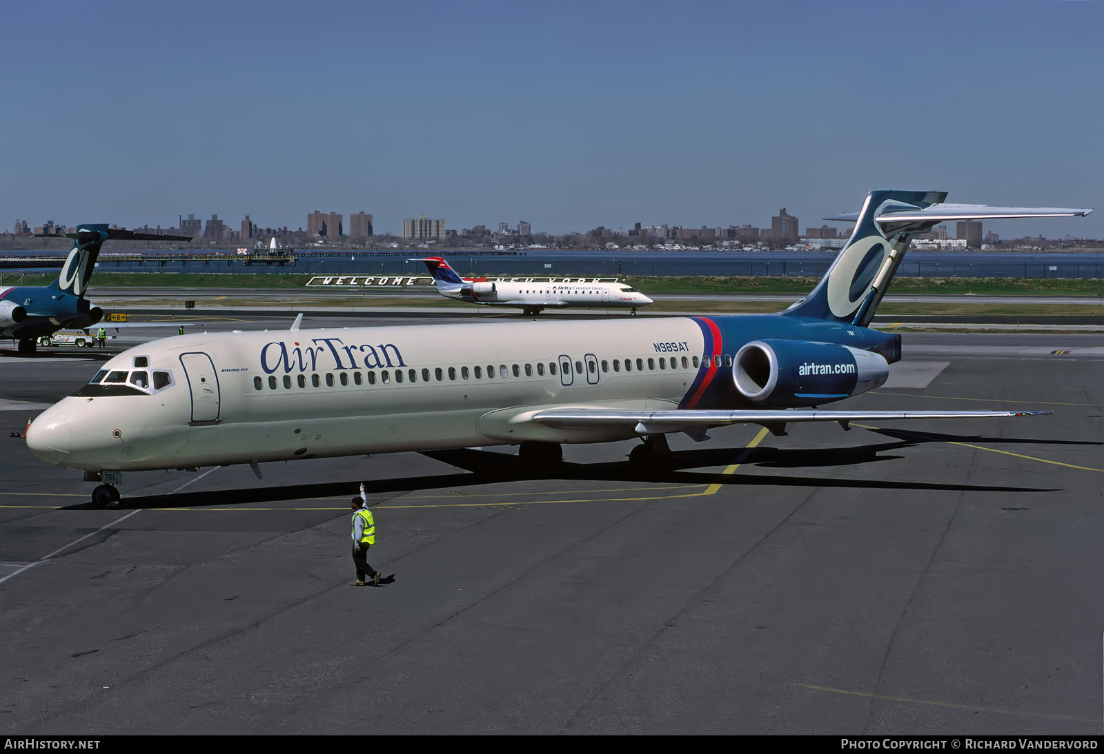 Aircraft Photo of N989AT | Boeing 717-23S | AirTran | AirHistory.net #875937