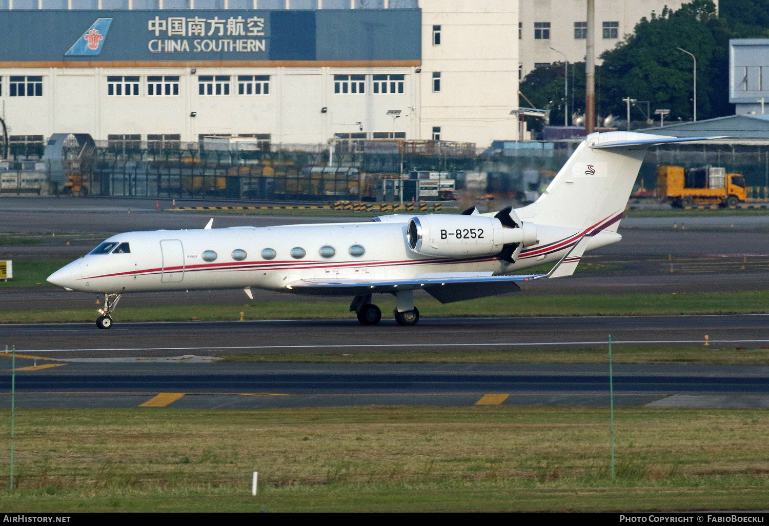 Aircraft Photo of B-8252 | Gulfstream Aerospace G-IV-X Gulfstream G450 | AirHistory.net #876030