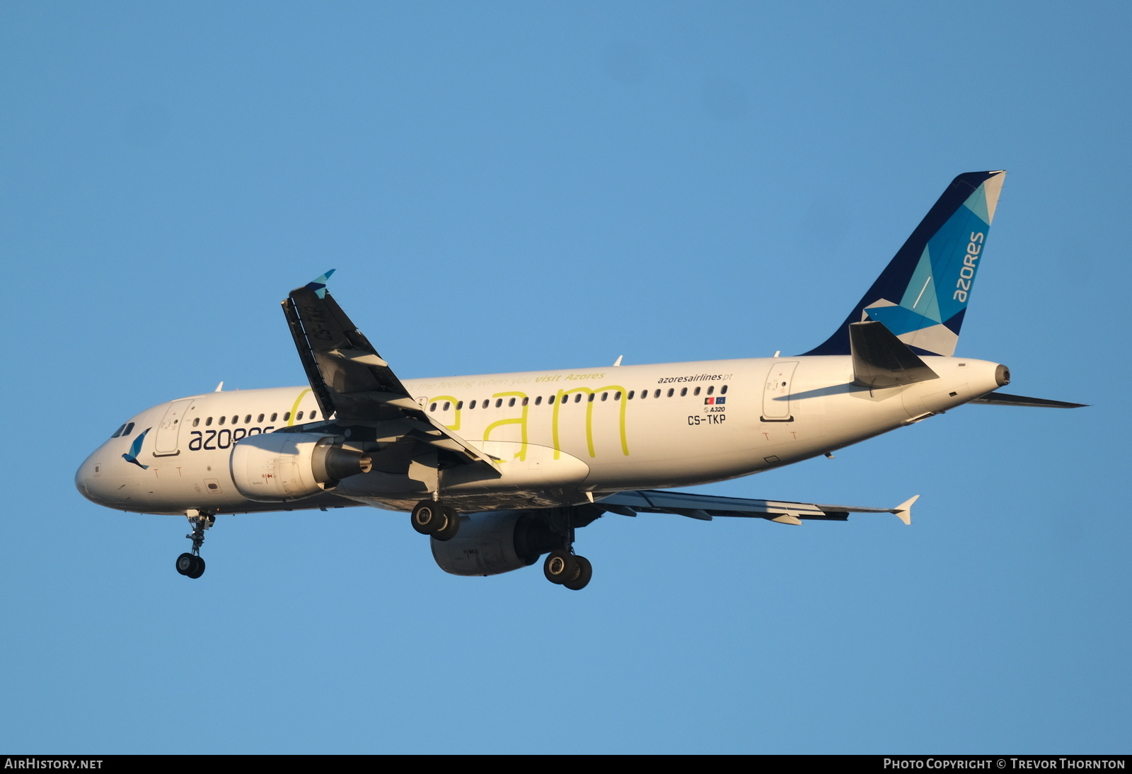 Aircraft Photo of CS-TKP | Airbus A320-214 | Azores Airlines | AirHistory.net #876031