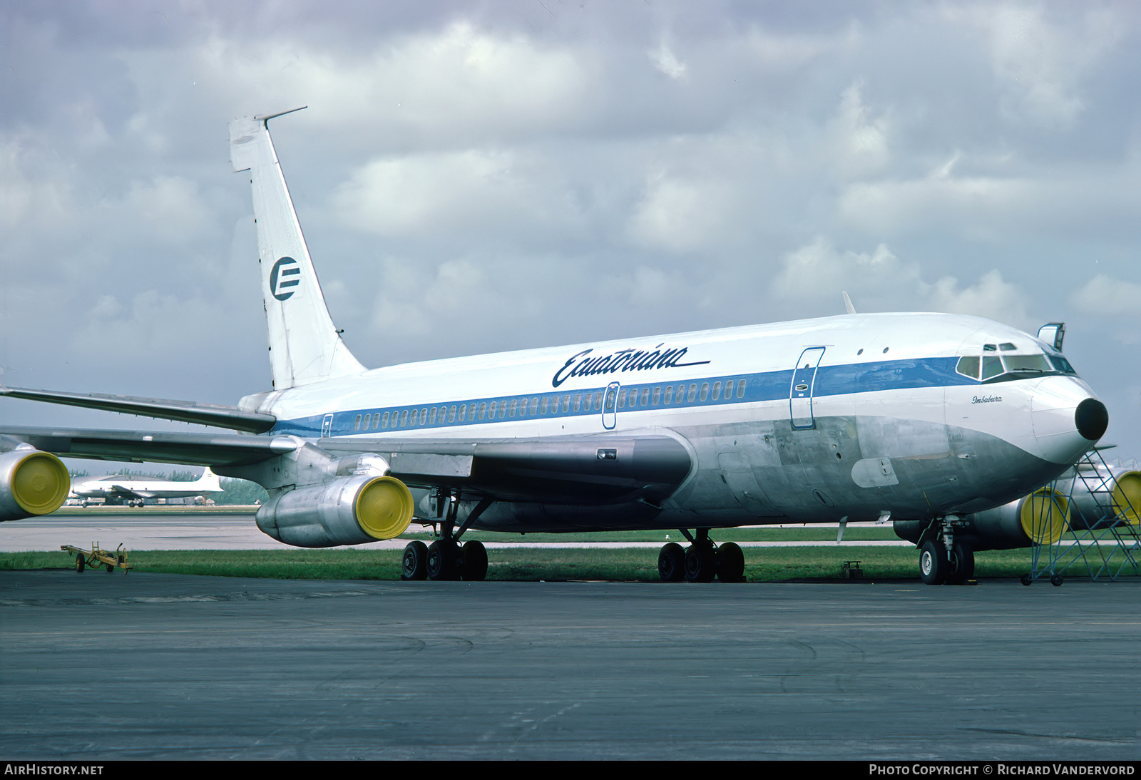 Aircraft Photo of HC-AZO | Boeing 720-023B | Ecuatoriana | AirHistory.net #876069
