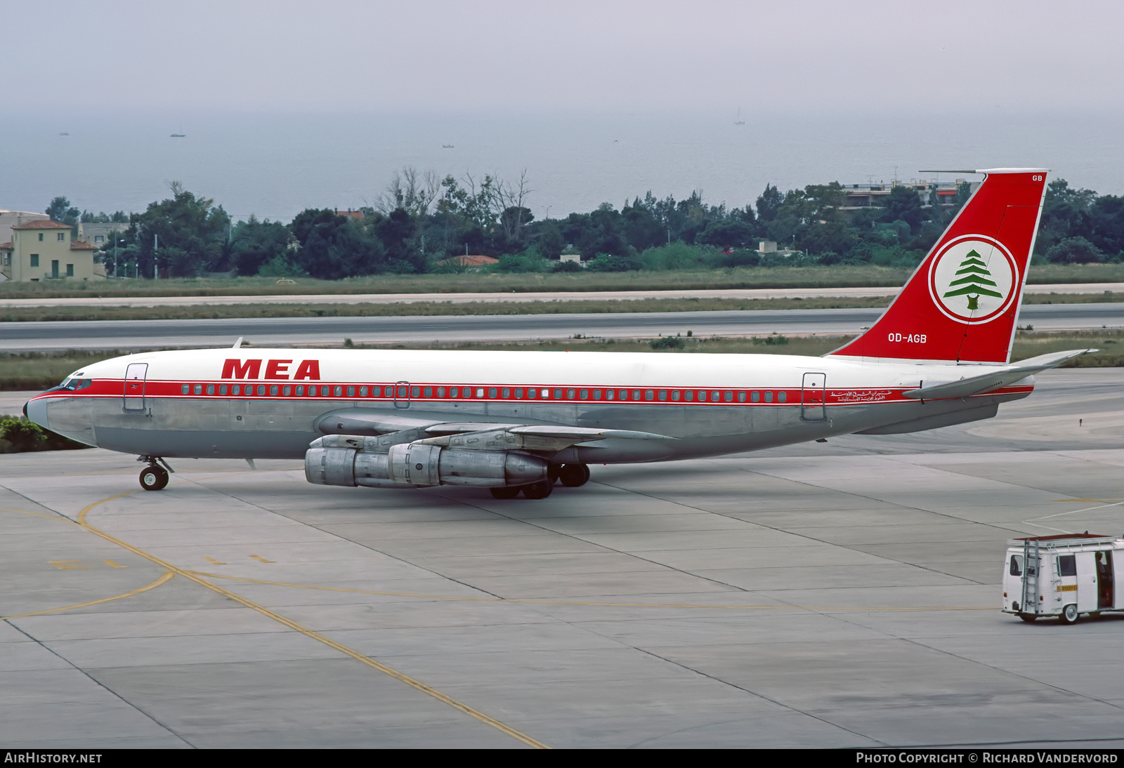 Aircraft Photo of OD-AGB | Boeing 720-023B | MEA - Middle East Airlines | AirHistory.net #876398