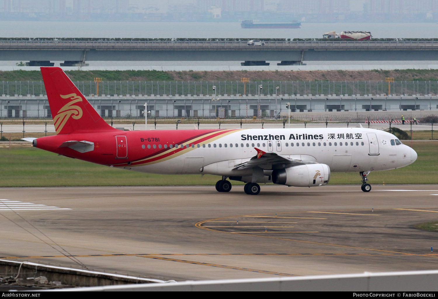Aircraft Photo of B-6781 | Airbus A320-232 | Shenzhen Airlines | AirHistory.net #876486