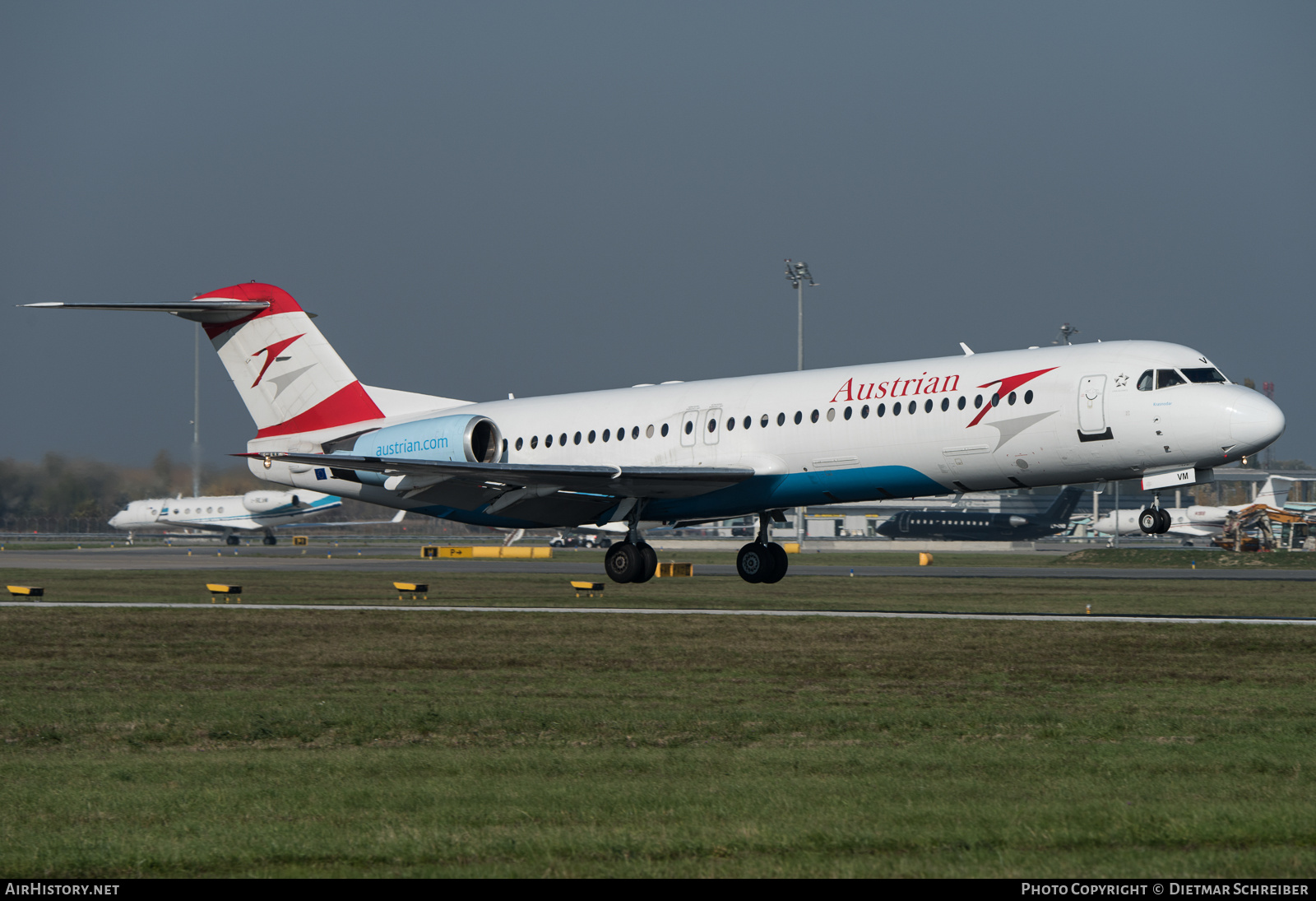 Aircraft Photo of OE-LVM | Fokker 100 (F28-0100) | Austrian Airlines | AirHistory.net #876630