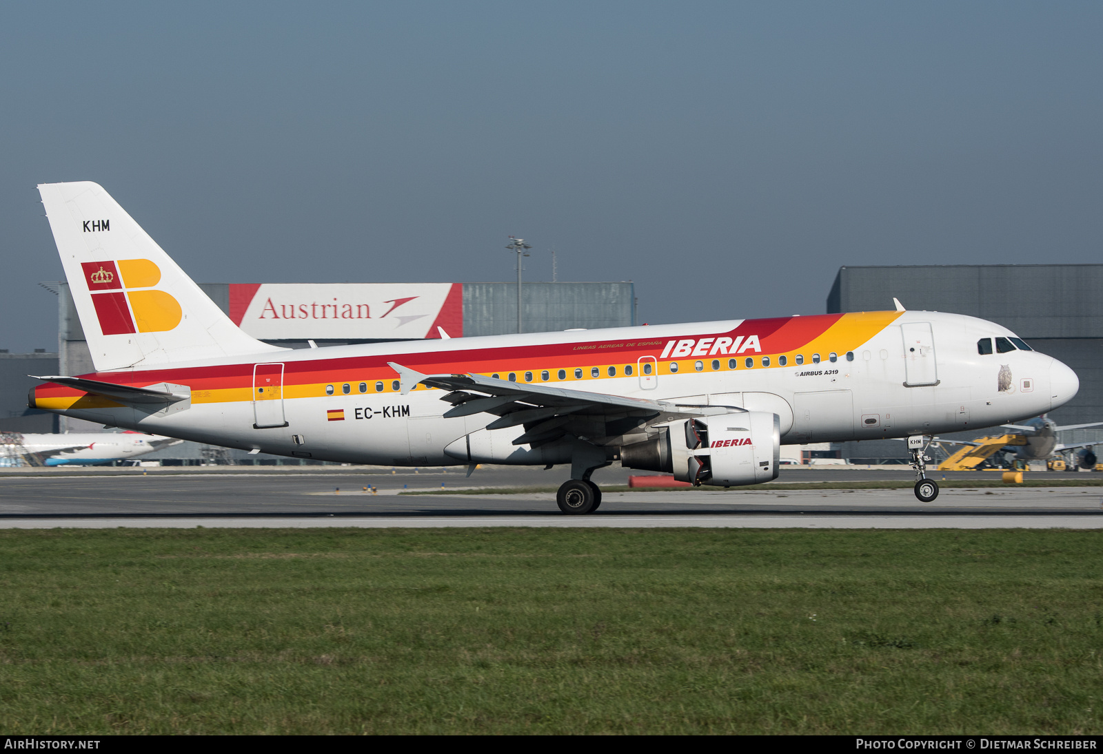Aircraft Photo of EC-KHM | Airbus A319-111 | Iberia | AirHistory.net #876762