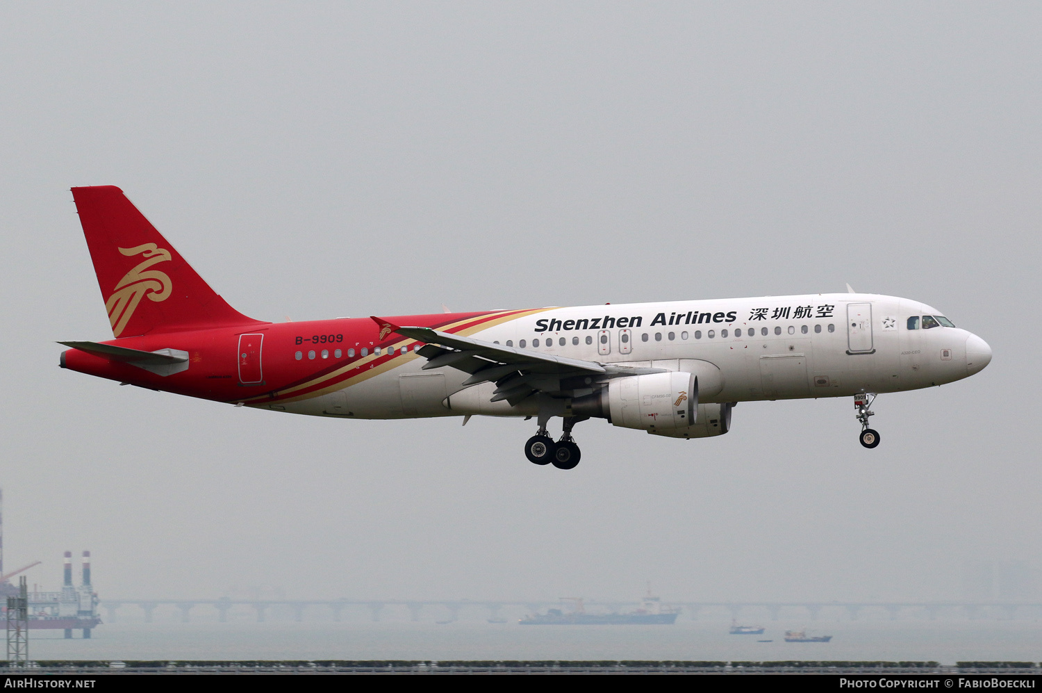 Aircraft Photo of B-9909 | Airbus A320-214 | Shenzhen Airlines | AirHistory.net #876971