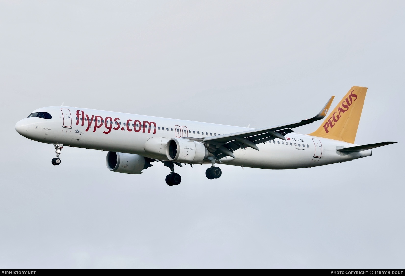 Aircraft Photo of TC-RDE | Airbus A321-251NX | Pegasus Airlines | AirHistory.net #877036