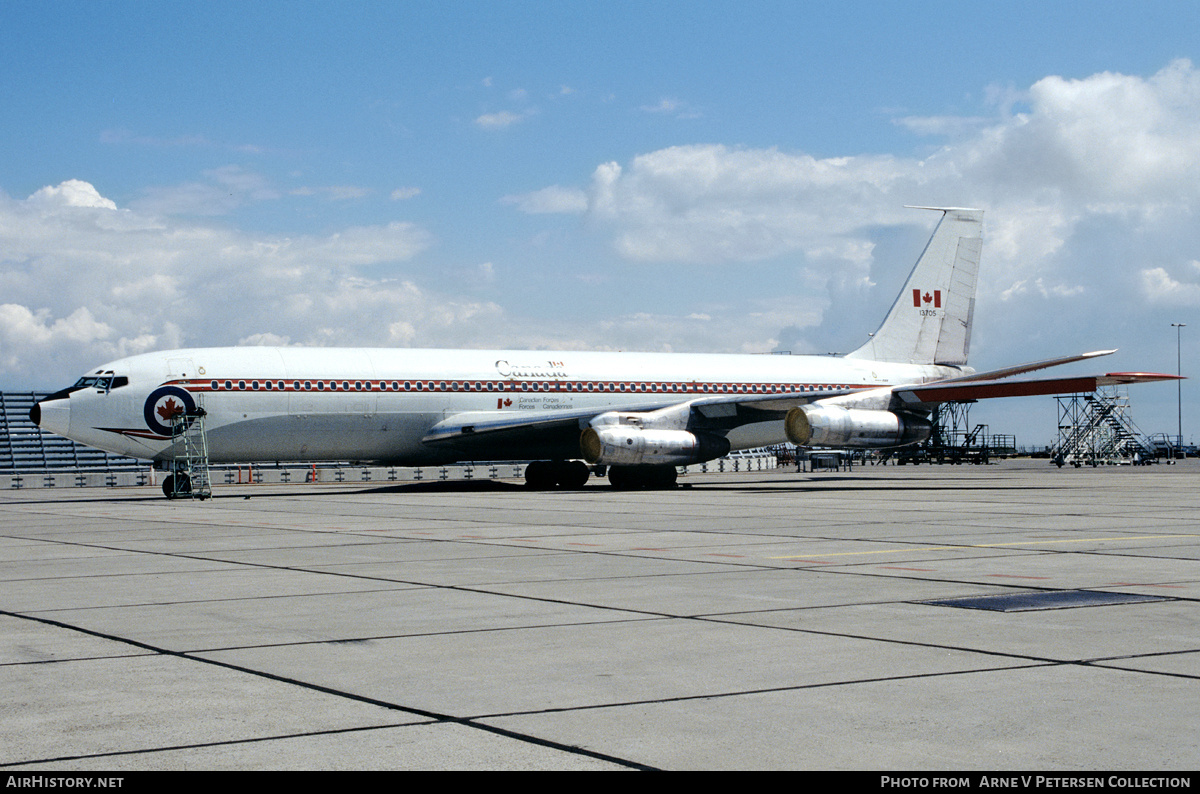 Aircraft Photo of 13705 | Boeing CC-137 (707-347C) | Canada - Air Force | AirHistory.net #877058