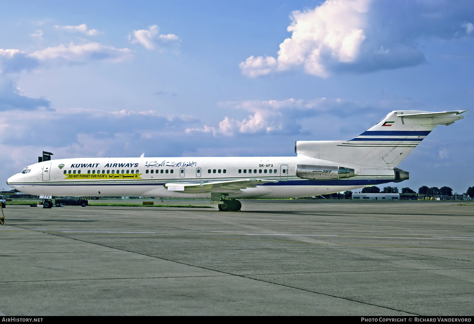 Aircraft Photo of 9K-AFA | Boeing 727-269/Adv | Kuwait Airways | AirHistory.net #877192