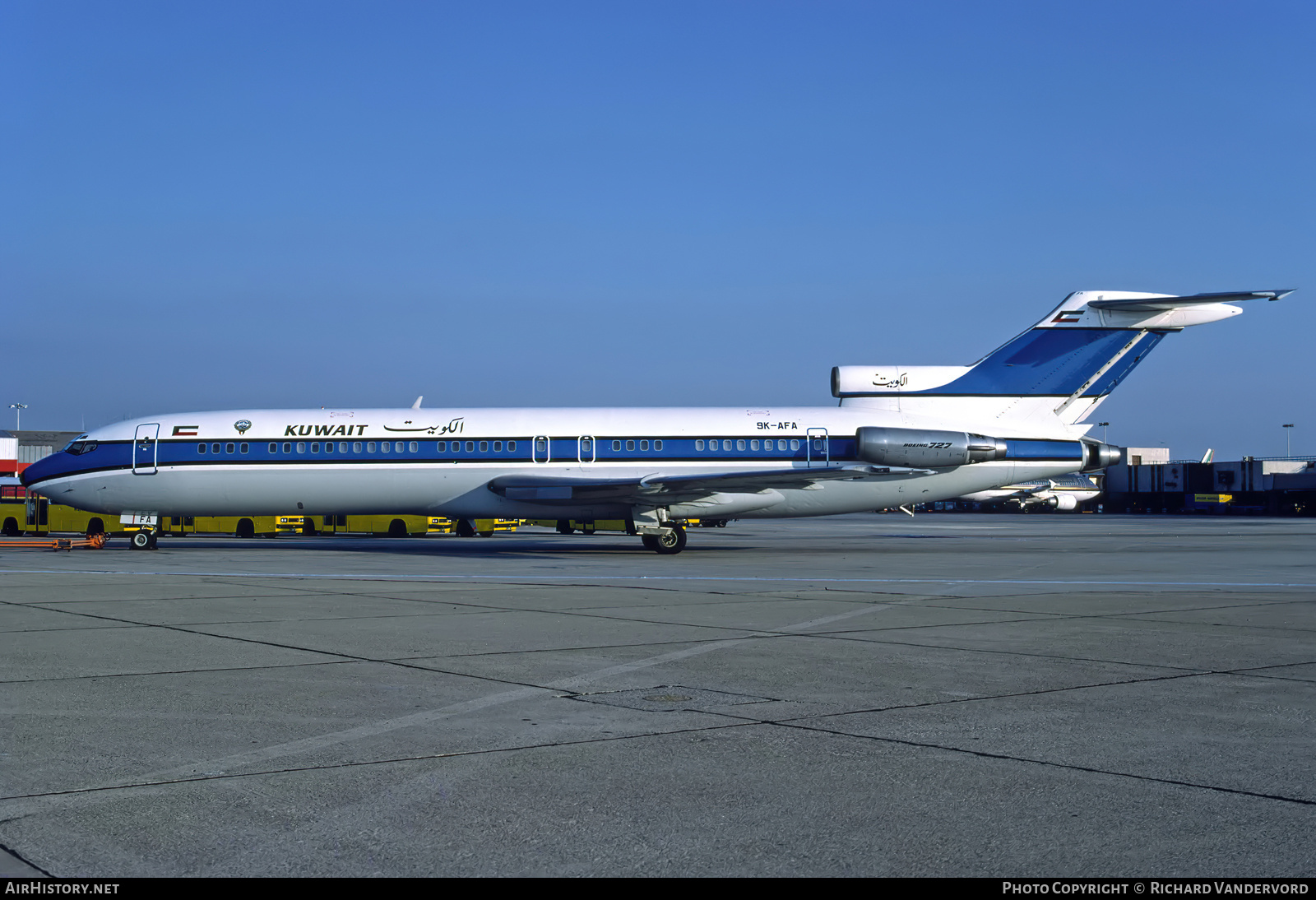 Aircraft Photo of 9K-AFA | Boeing 727-269/Adv | State of Kuwait | AirHistory.net #877221