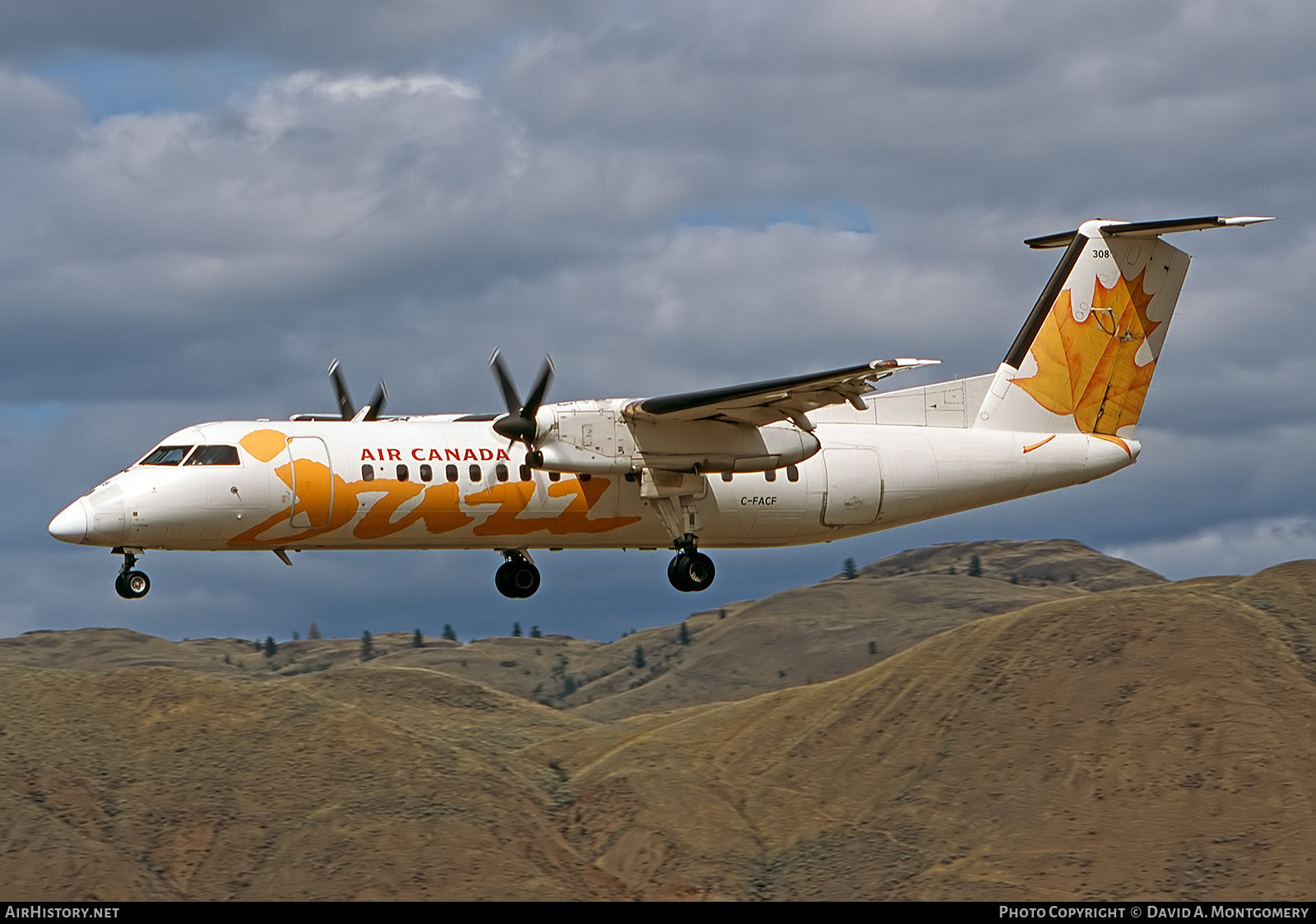 Aircraft Photo of C-FACF | De Havilland Canada DHC-8-311Q Dash 8 | Air Canada Jazz | AirHistory.net #877400