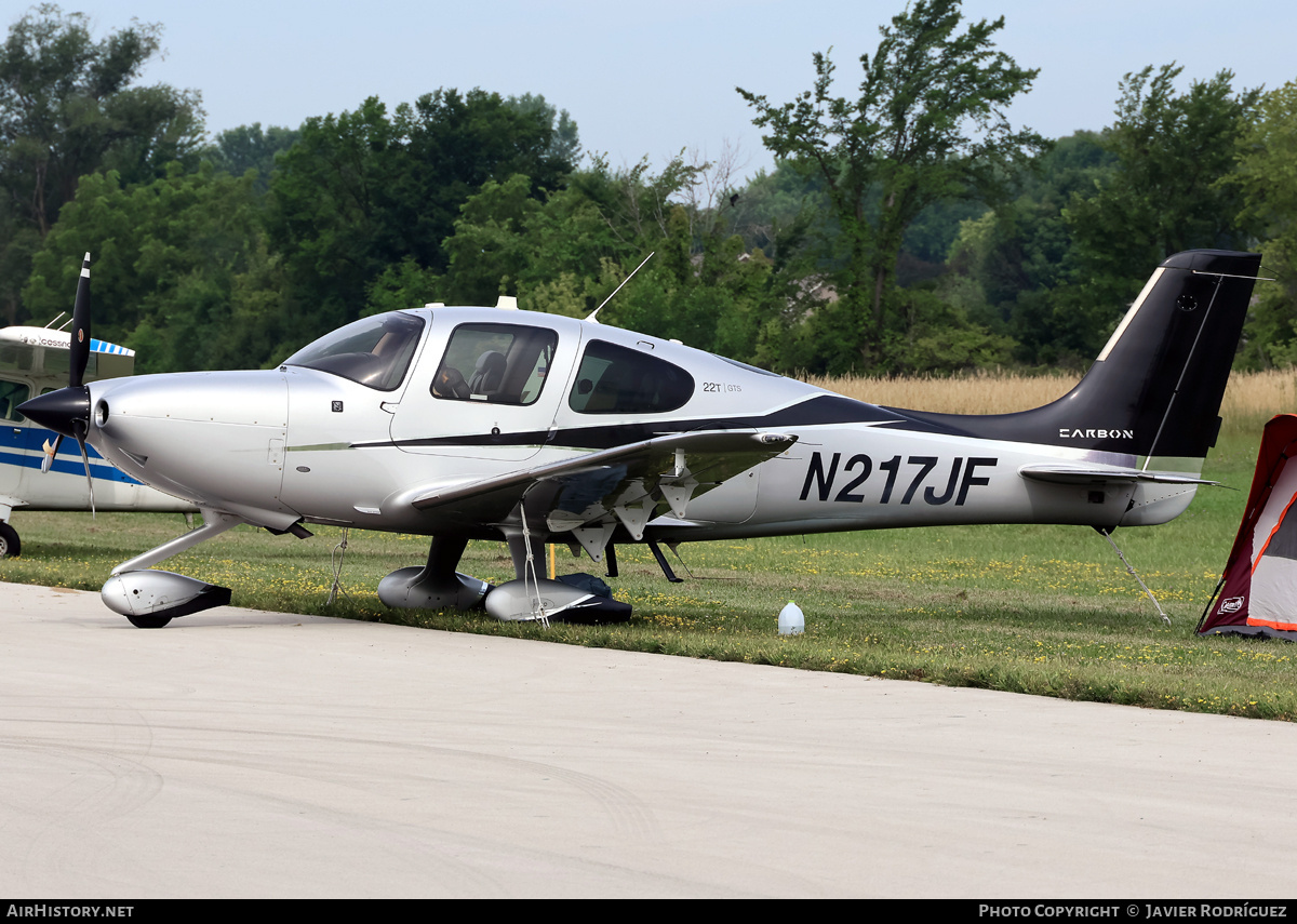 Aircraft Photo of N217JF | Cirrus SR-22T | AirHistory.net #878012