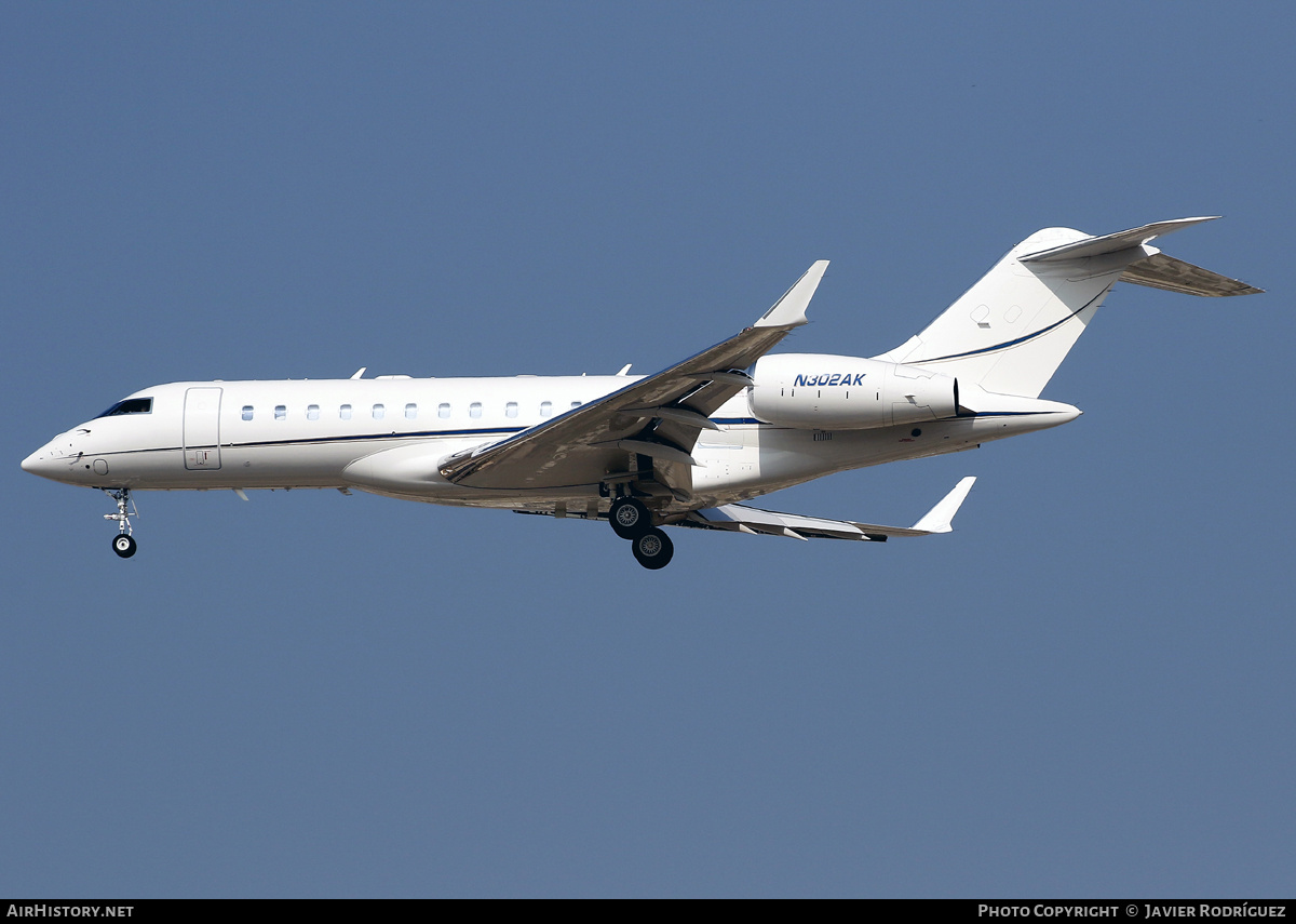 Aircraft Photo of N302AK | Bombardier Global 6000 (BD-700-1A10) | AirHistory.net #878040