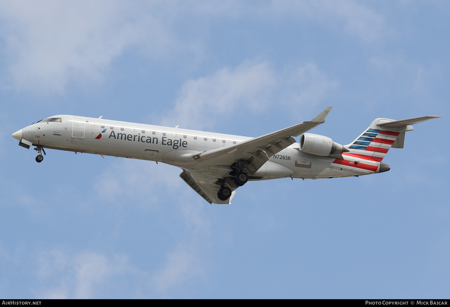 Aircraft Photo of N726SK | Bombardier CRJ-701ER (CL-600-2C10) | American Eagle | AirHistory.net #878046