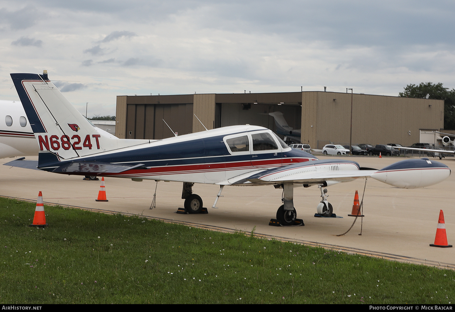 Aircraft Photo of N6824T | Cessna 310D | AirHistory.net #878058