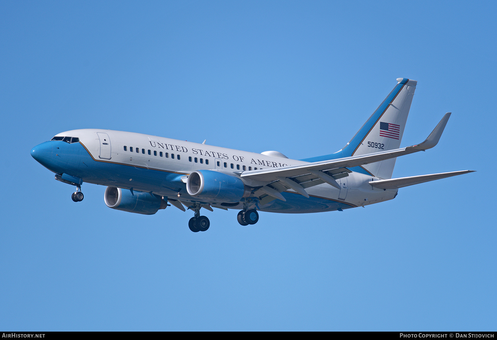 Aircraft Photo of 05-0932 / 50932 | Boeing C-40C | USA - Air Force | AirHistory.net #878374