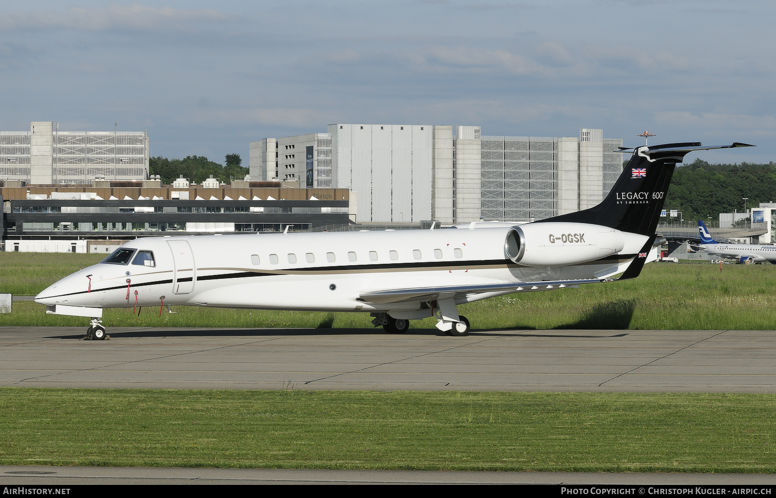 Aircraft Photo of G-OGSK | Embraer Legacy 600 (EMB-135BJ) | AirHistory.net #878508