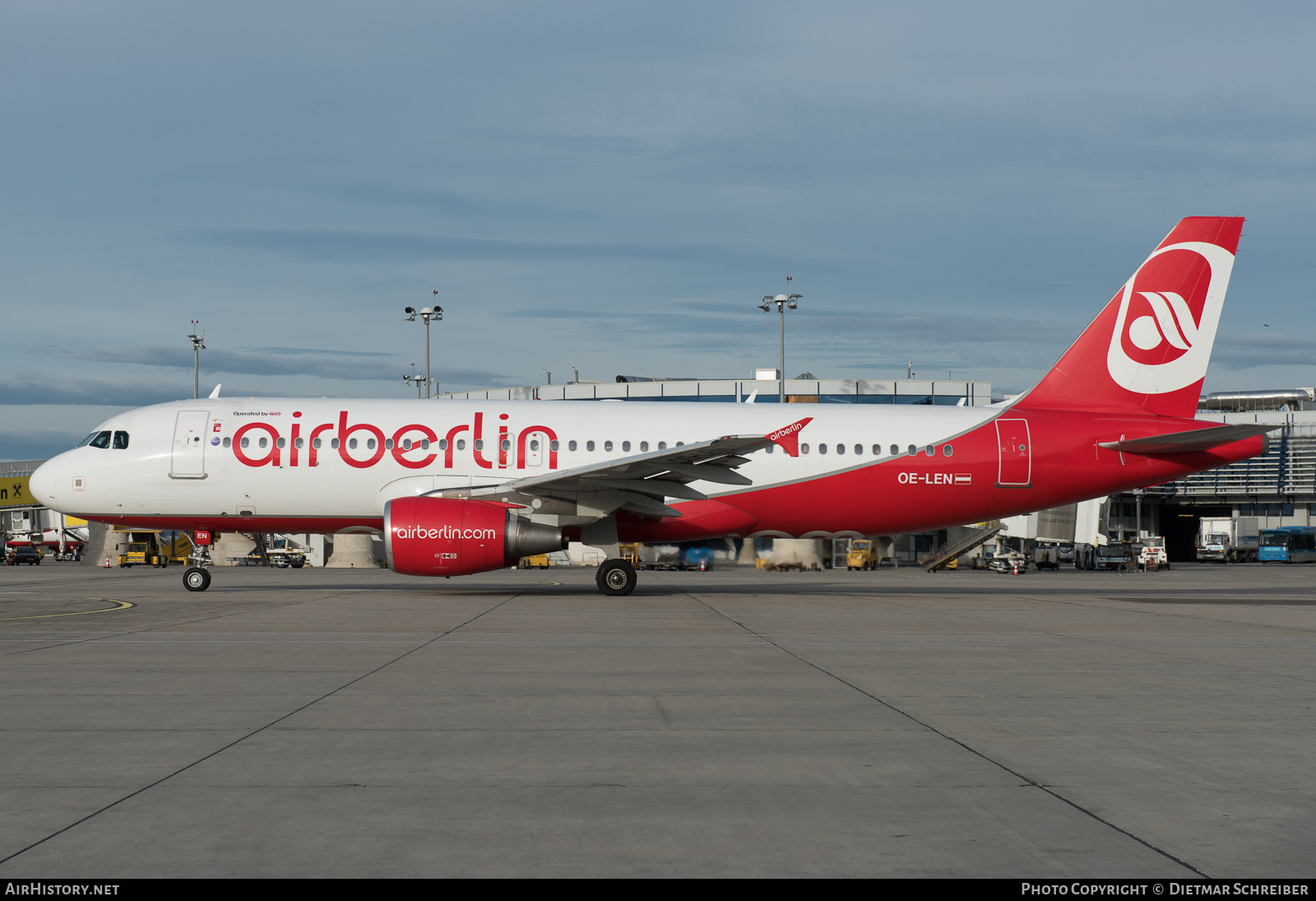 Aircraft Photo of OE-LEN | Airbus A320-214 | Air Berlin | AirHistory.net #878668