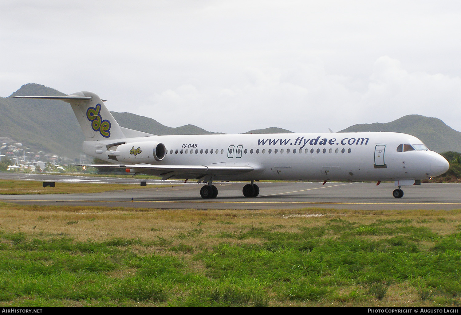 Aircraft Photo of PJ-DAB | Fokker 100 (F28-0100) | DAE - Dutch Antilles Express | AirHistory.net #885052